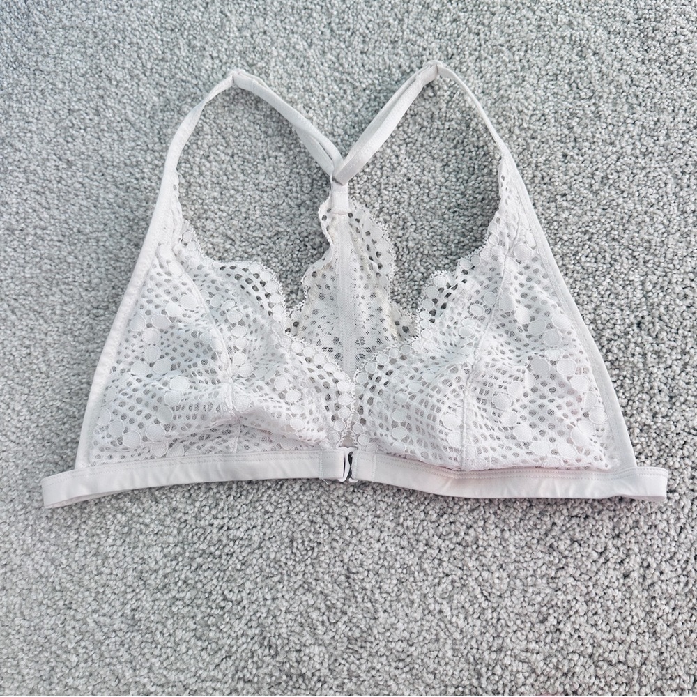 VS VICTORIA'S SECRET Women's Size S Bralette White Lace Triangle Bra